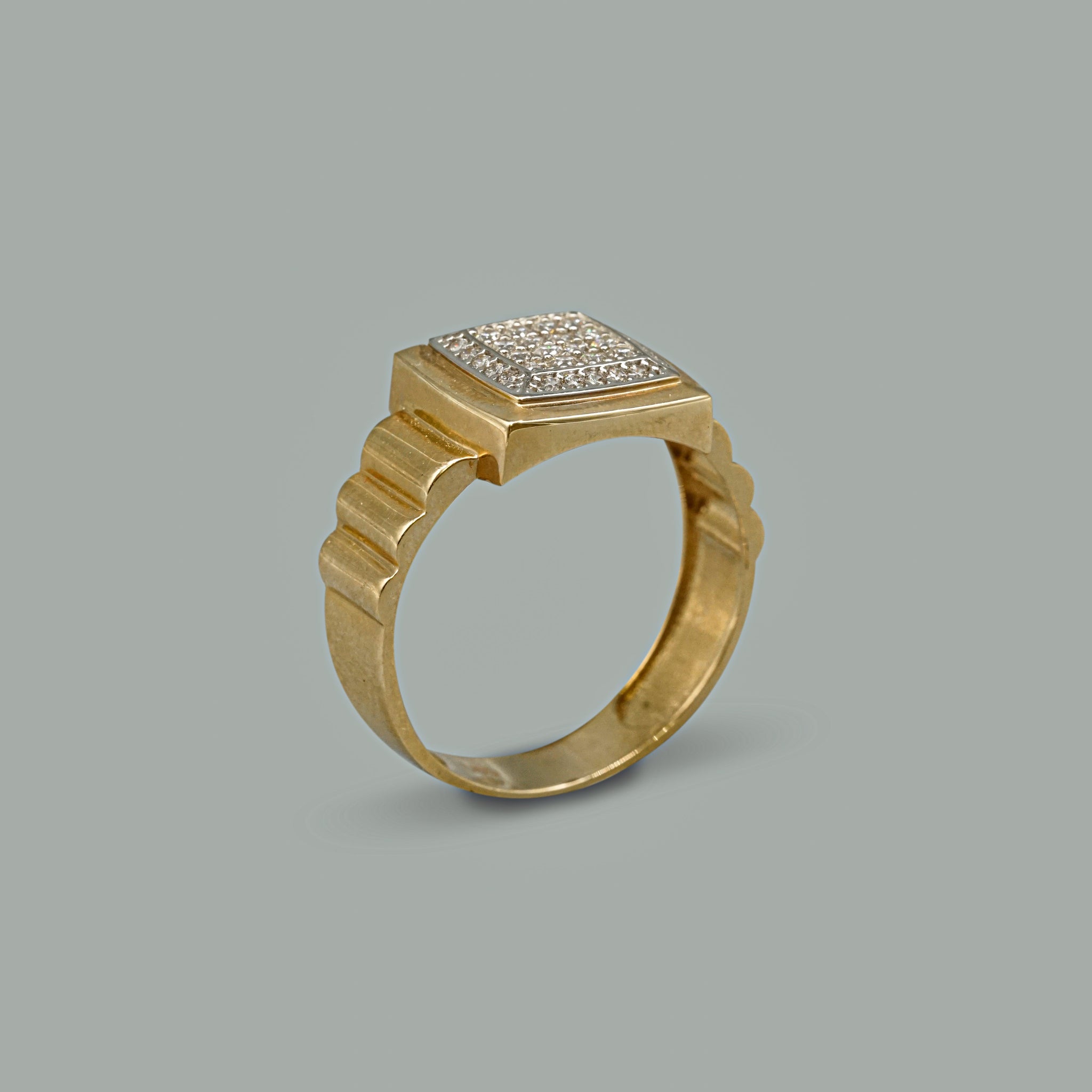 Herren Ring 14 Karat 585 Gelbgold mit Diamant Steine